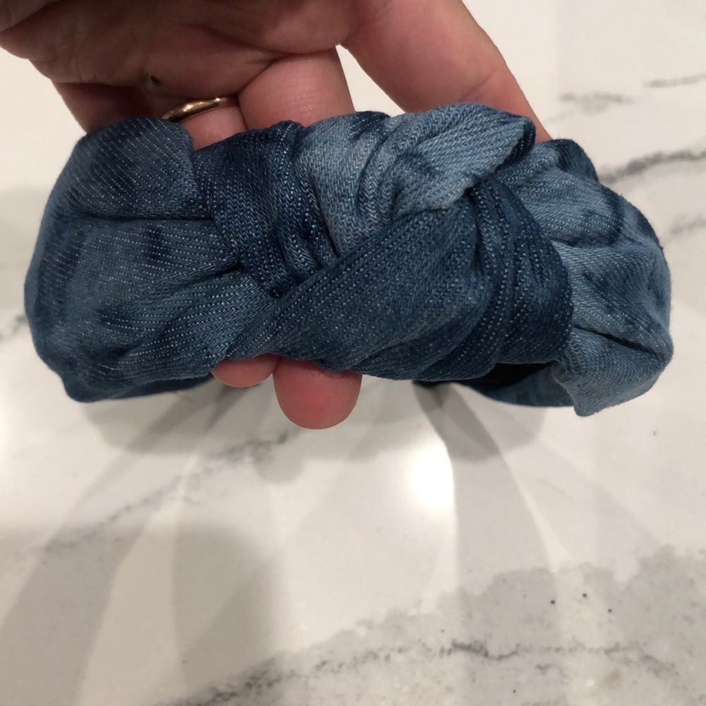 Beautiful Vintage style tie dye denim headband - Picture 2 of 4